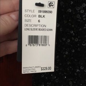 Adrianna Papell gown